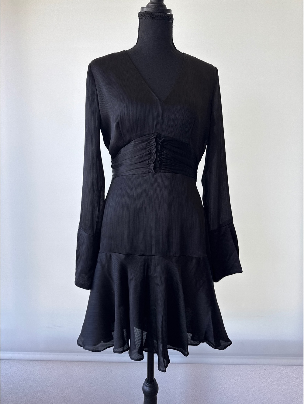 Parker Black Long Sleeve Mini Dress Size 4 NWT Ruched V-Neck Cocktail